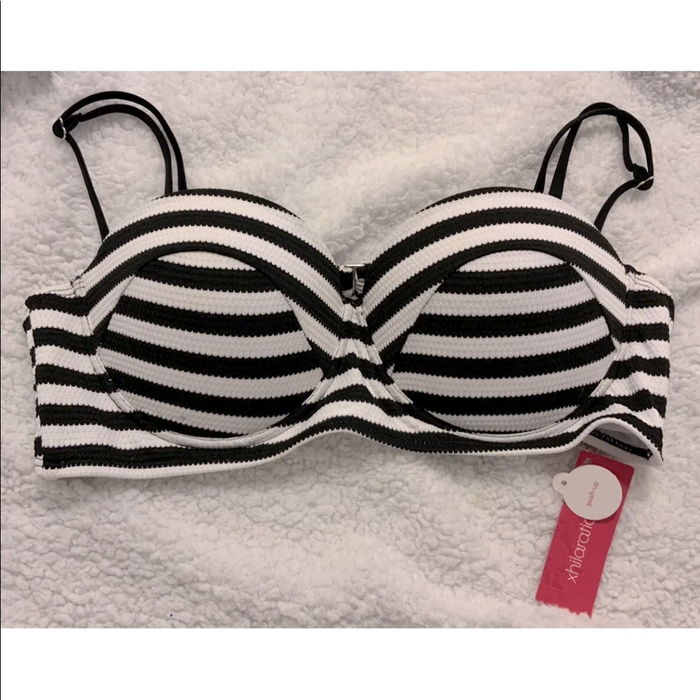 Xhilaration Women’s XL Striped Bikini Push up Bra Swim wear / Bathing suit